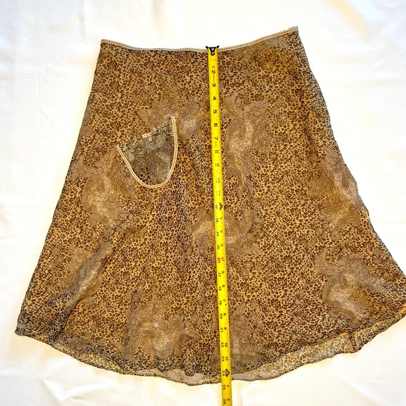 Silk Skirt Medium animal print front pocket - Picture 9 of 15